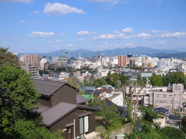 愛宕坂から福井市内の眺望